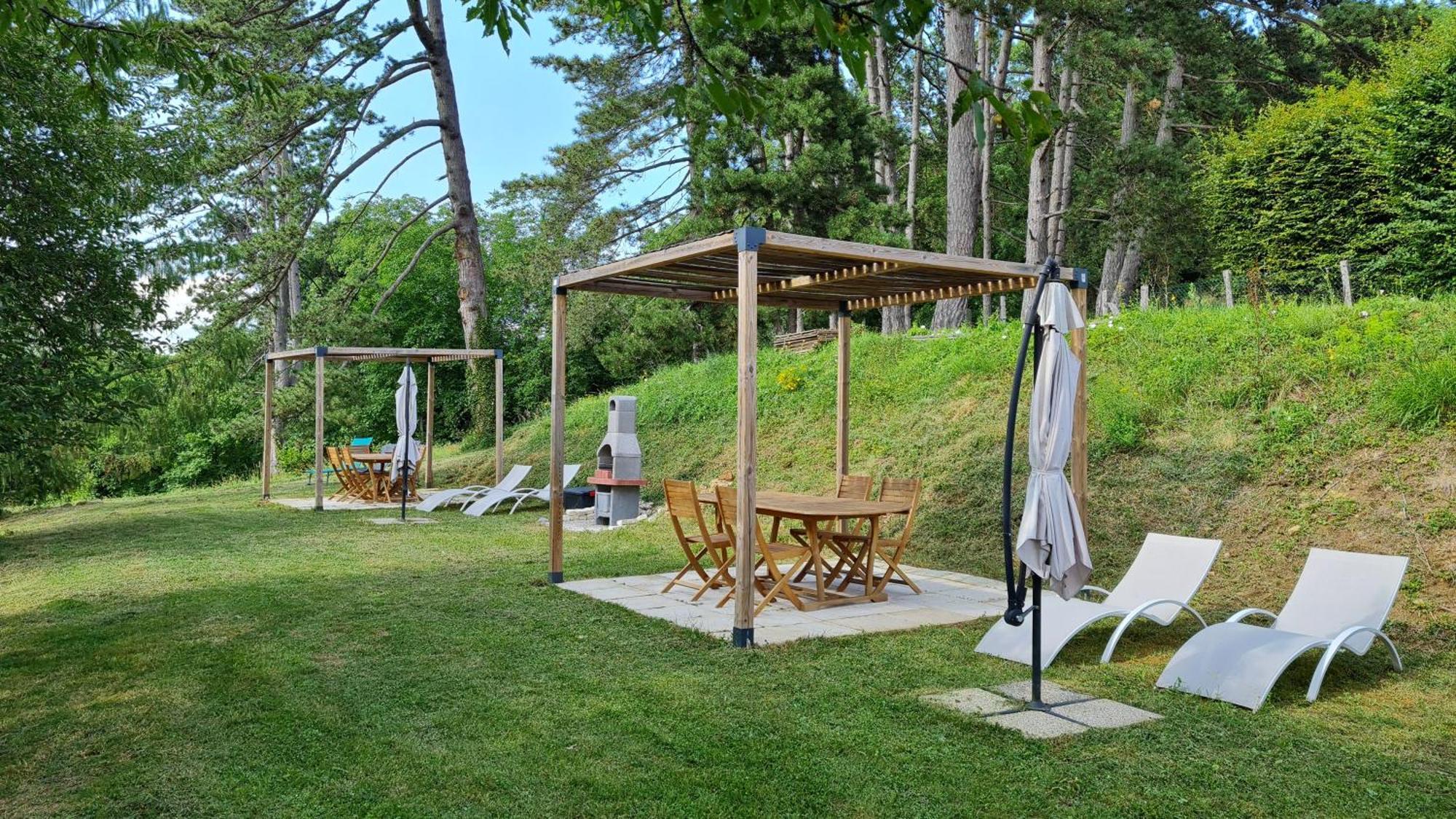2 Du Chateau De Feschaux Holiday home Villeneuve-sous-Pymont